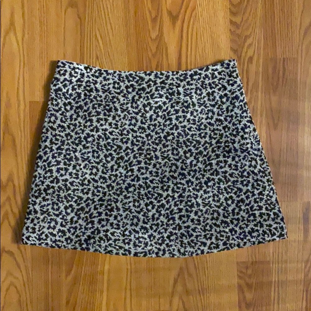 Abercrombie size 6 leopard mini skirt